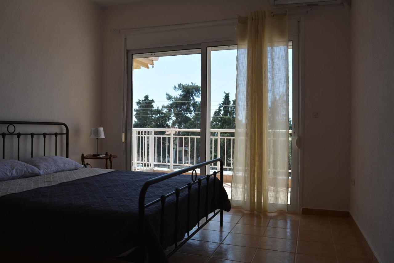 Panos Apartments Gerakini Exterior foto